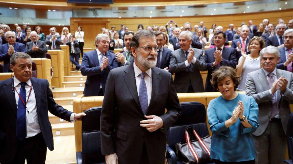 Habilitan a Rajoy para asumir el control de Cataluntildea