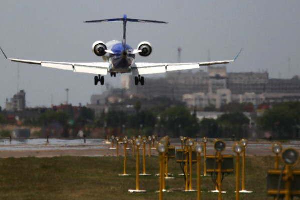 Comenzaron los nuevos controles para volar a EEUU 