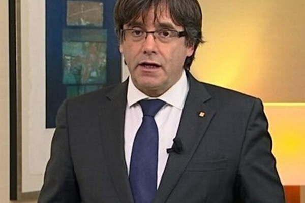 Para Carles Puigdemont  la medida  significa que Madrid desechoacute el diaacutelogo