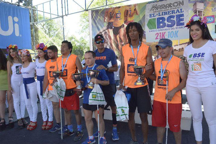 Las postales que dejó el Maratón de EL LIBERAL