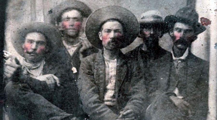 La ineacutedita foto de Billy the Kid con su verdugo