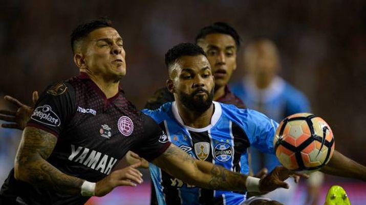 Lanuacutes no pudo con Gremio y se quedoacute sin la Copa