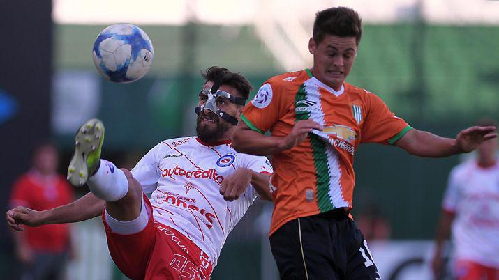 Argentinos volvioacute al triunfo ante un aguerrido Banfield