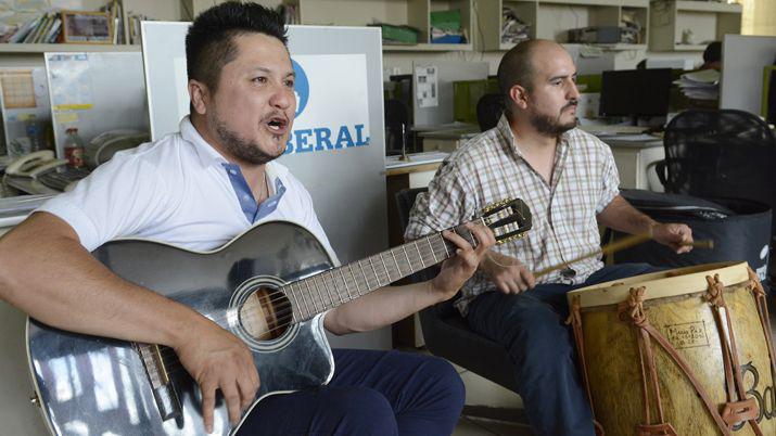 VIDEO  Armandito Santillaacuten visitoacute EL LIBERAL