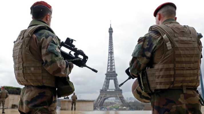 Francia refuerza la seguridad durante la Navidad