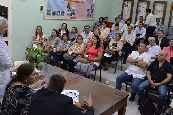 La ministra Nassif se reunioacute con directores de hospitales del interior