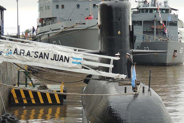 Informaraacuten a familiares sobre la buacutesqueda del ARA San Juan