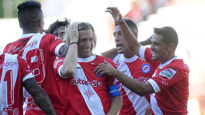 Argentinos Juniors superó a San Martín de San Juan en La Paternal