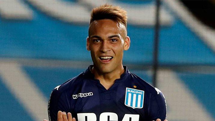 Racing vapuleoacute a Huracaacuten con un brillante Lautaro Martiacutenez