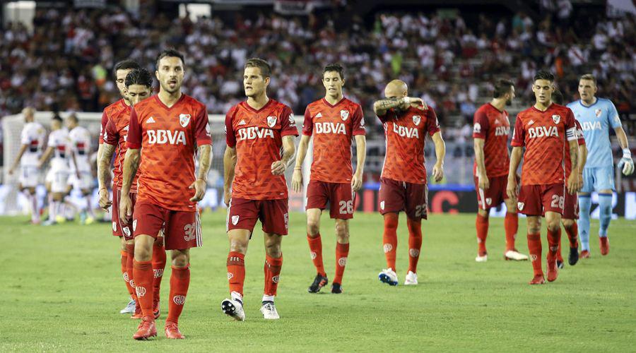 River no levanta cabeza y aumenta su crisis