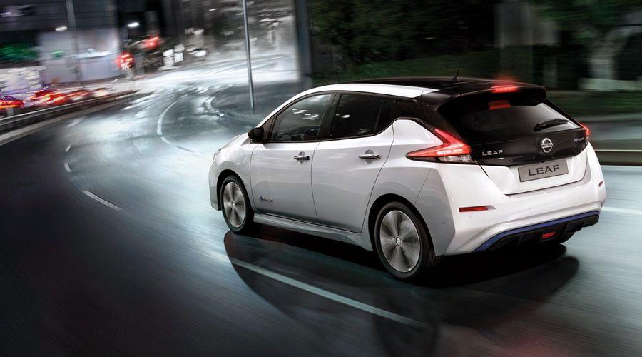 Llega a nuestro paiacutes el Nissan Leaf un auto 100-en-porciento- eleacutectrico