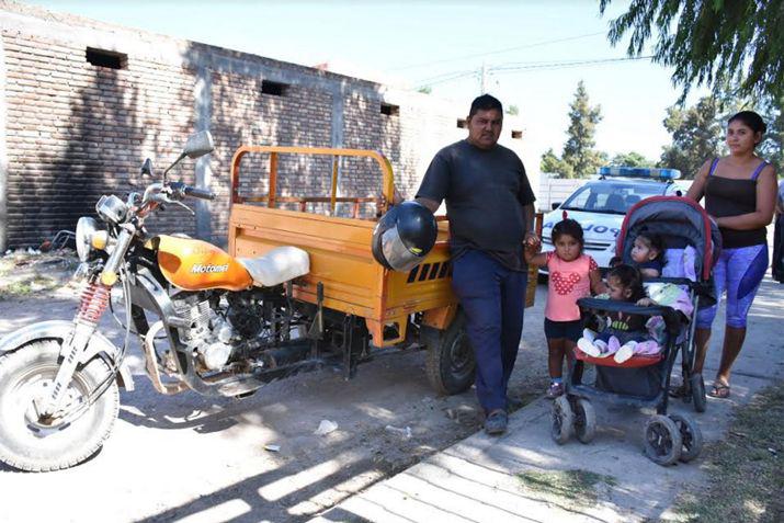 El programa de gobierno permite al vecino dejar sus carros por motos adecuadas para trabajar