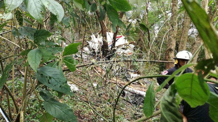 La avioneta que cayoacute en Tucumaacuten estaacute desintegrada