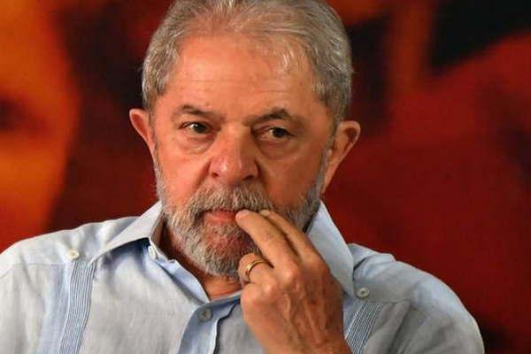 Lula recibioacute la primera visita de su familia