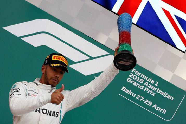 Hamilton ganó su primera carrera de la temporada