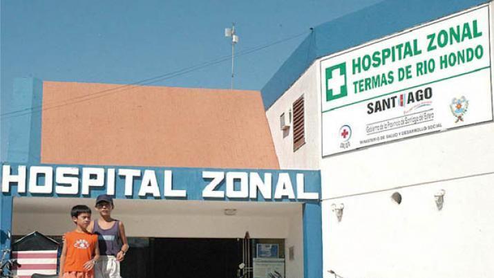 Chocaron intentaron arreglar y uno de ellos recibioacute un cabezazo