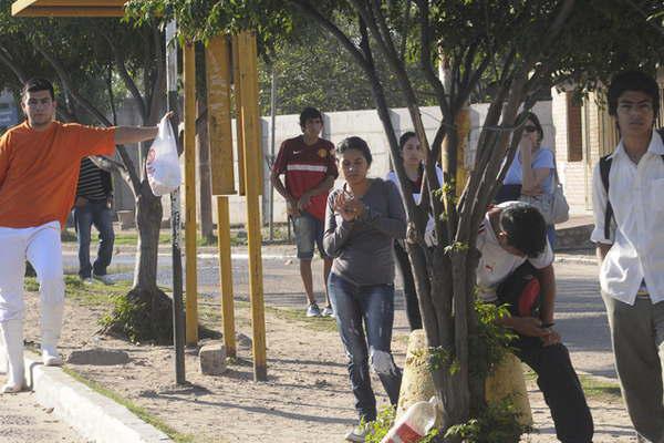 Jornada clave para saber si  mantildeana habraacute colectivos o no