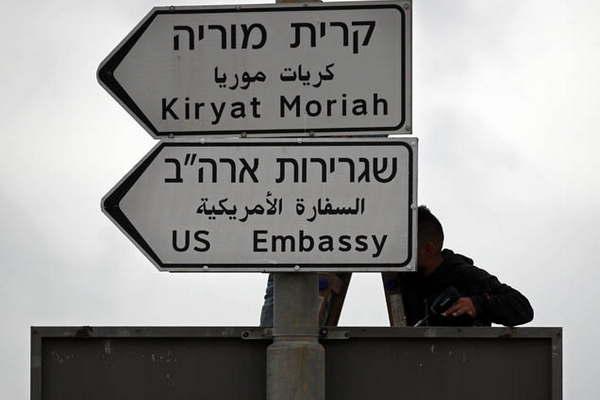 EEUU avanza en el  traslado de su  embajada a Jerusaleacuten