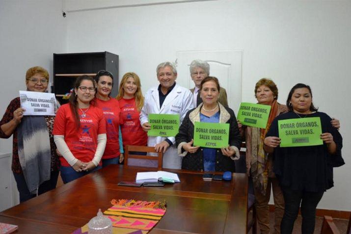 Las autoridades de Salud de la Provincia junto con integrantes de la Asociación Civil Trasplante y Vida Santiago del Estero