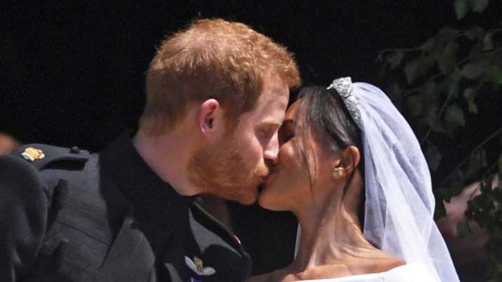 El priacutencipe Harry y Meghan Markle ya son marido y mujer