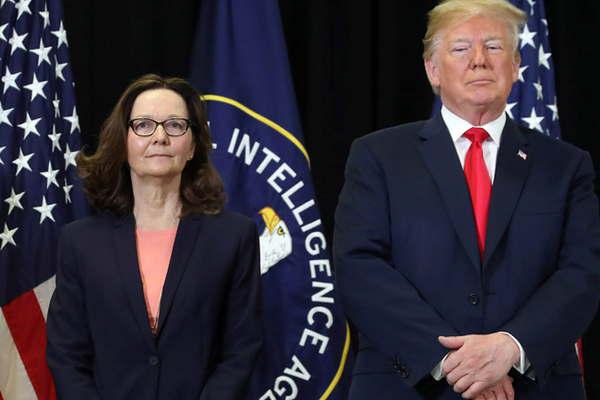 Donald Trump elogioacute a Gina Haspel la primera mujer que dirigiraacute la CIA