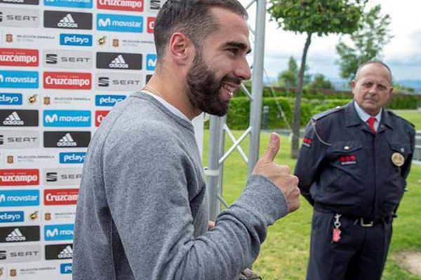 El defensor del Madrid Dani Carvajal iniciaraacute la recuperacioacuten fiacutesica con la seleccioacuten espantildeola