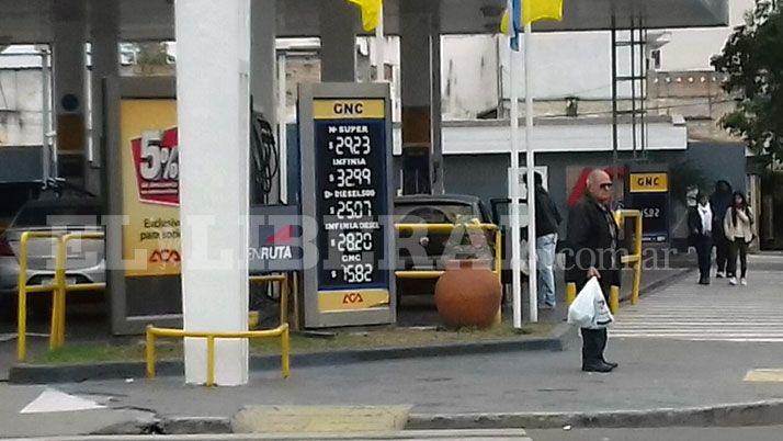 Los combustibles suben desde hoy entre 45-en-porciento- y 5-en-porciento- hasta 155