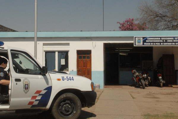 Se presentoacute en la casa de su ex pareja y la atacoacute a golpes 