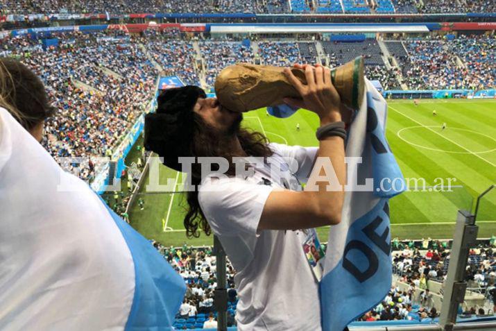 Los santiagueños alentaron a la Selección Argentina en el triunfo ante Nigeria