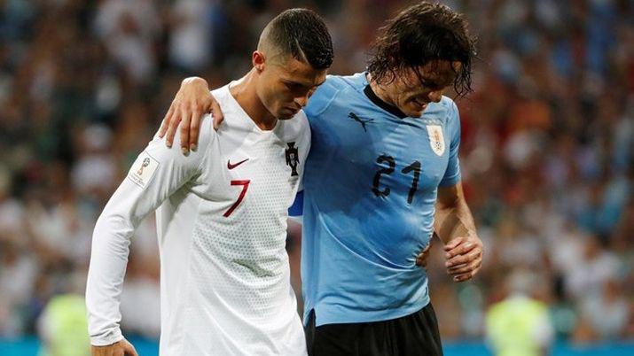 VIDEO  El gesto de Cristiano con Cavani dio la vuelta al mundo