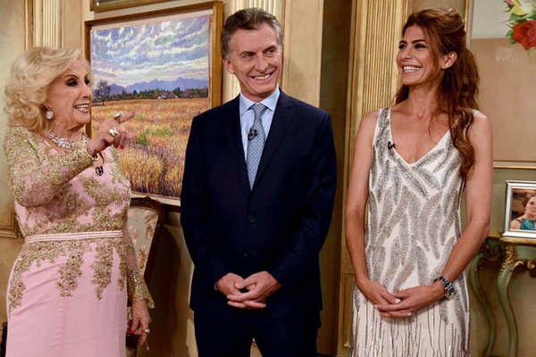 Mirtha aconsejoacute a Macri-  Tiene que cambiar el Gabinete