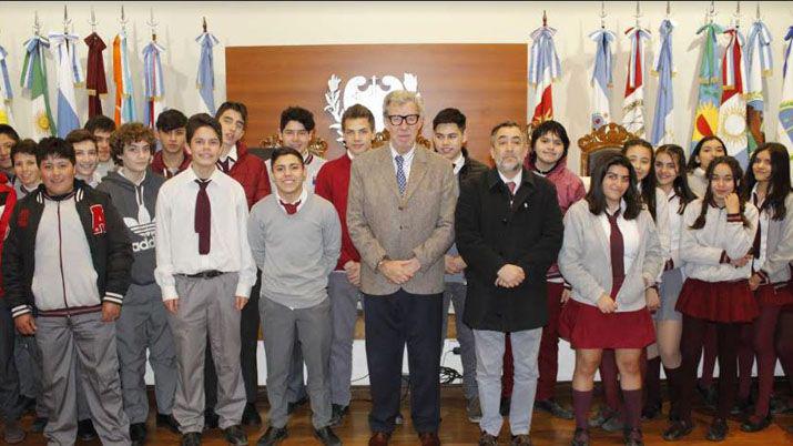 Alumnos frienses visitaron el Poder Judicial