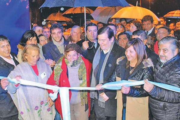 Norma Fuentes destacoacute el acompantildeamiento de turistas y vecinos en el aniversario de la ciudad