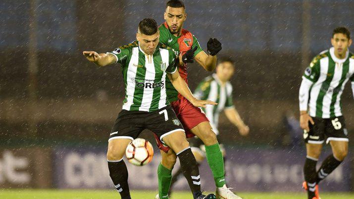 SEGUIacute EN VIVO  Banfield se mide ante Boston River