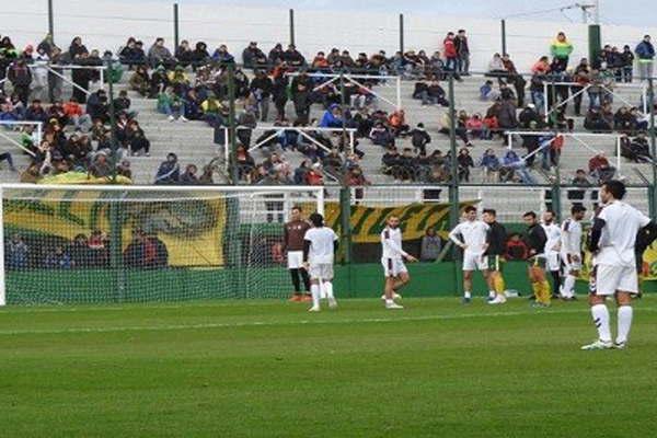 Platense sorprendioacute al Halcoacuten