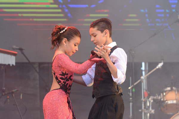 Solana y Lautaro llevaraacuten el tango por el mundo 