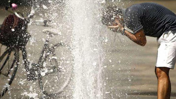 Paiacuteses de Europa sufren la mayor ola de calor de los uacuteltimos 260 antildeos