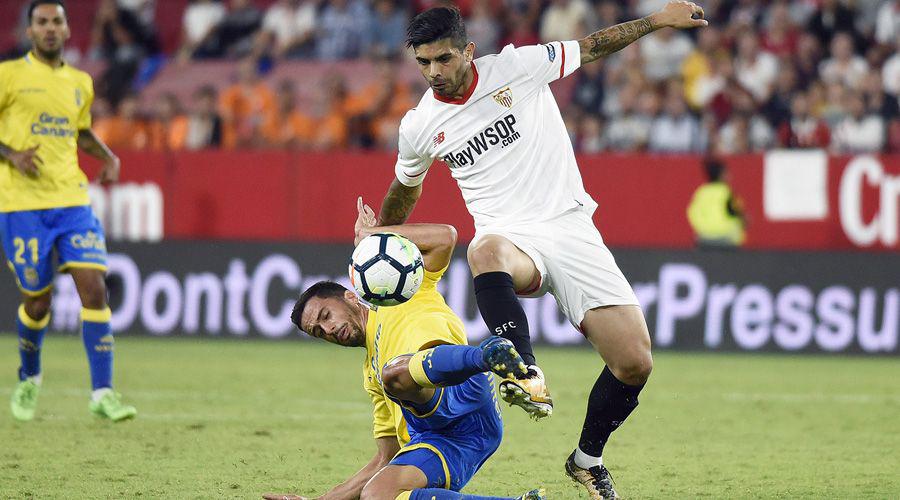 El Barcelona va en busca de Eacutever Banega