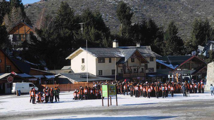 Empresa entroacute en quiebra y miles de chicos quedariacutean sin viaje a Bariloche