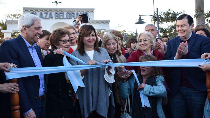 Autoridades inauguraron la remodelacioacuten de la Plaza Belgrano