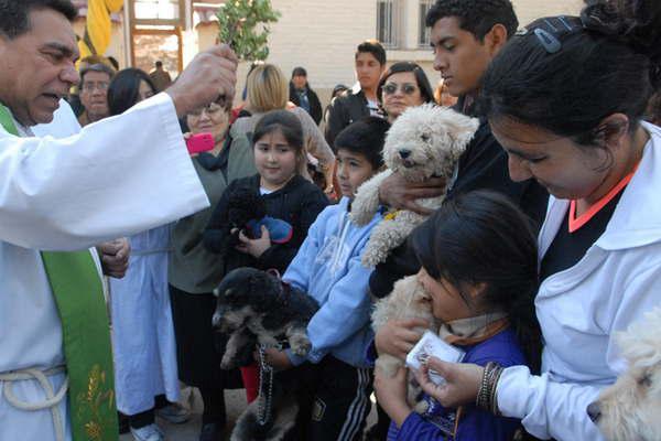 Con varias actividades preparan la fiesta patronal en honor a San Roque 