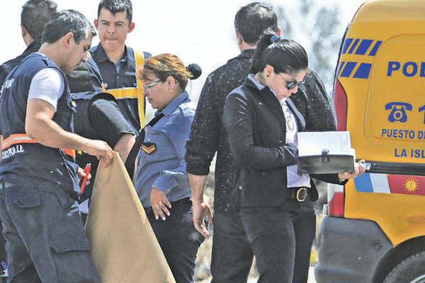 Enviaron a juicio oral a una vecina de Pinto que dio a luz asesinoacute y arrojoacute a un basural a su bebeacute