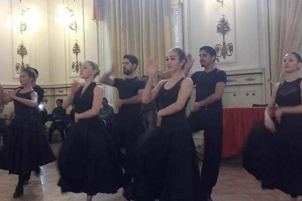 Santiago participa del segundo encuentro NOA baila en Salta 