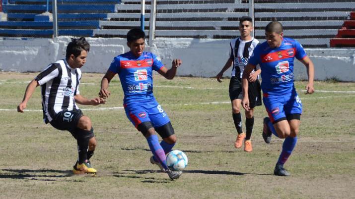 Guumlemes vencioacute a Central y lo eliminoacute de la Copa Santiago