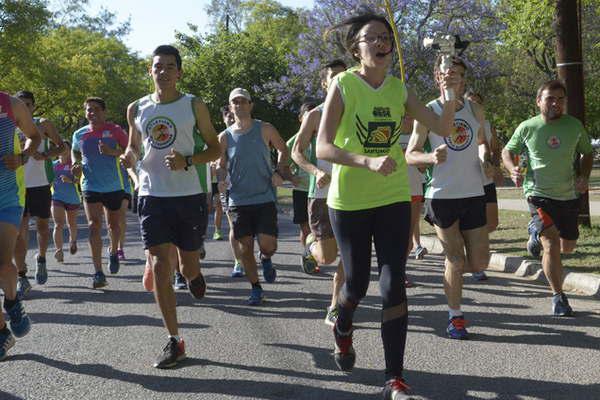 Todo listo para el Maratoacuten Solidario Joseacute de San Martiacuten