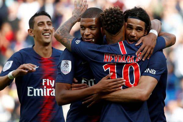 El PSG vencioacute sin problemas al Angers