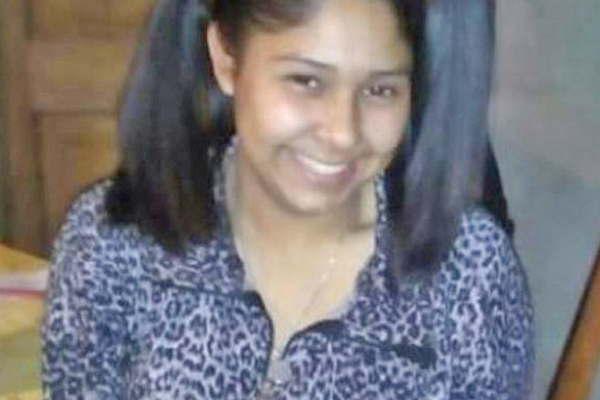 La joven Wanda desaparecioacute  el jueves cuando iba al colegio- la encontraron asesinada