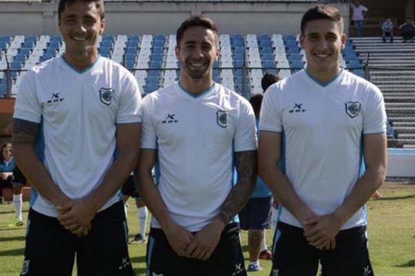 Gimnasia recibiraacute esta tarde  a Defensores de Belgrano