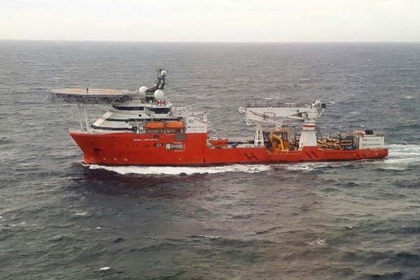 El barco maacutes avanzado del mundo ya busca al submarino ARA San Juan