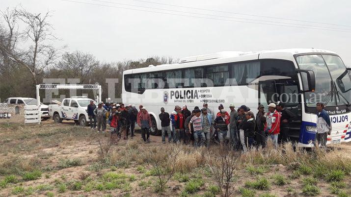 Así trasladaban a los chaqueños que se encontraban trabajando en condiciones insalubres